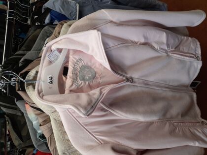 Foto von Damen-Bekleidung